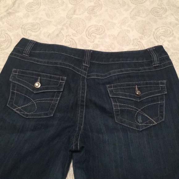 Jeans INC - Picture 2 of 4